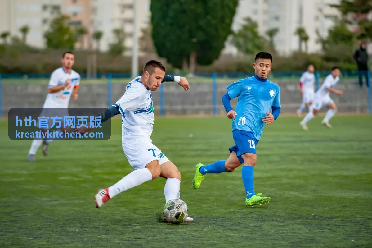 hth官方网页版 协议阅读配图：纸面说明版式整齐